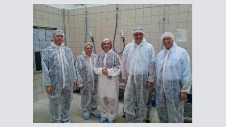 CDU-Bundestagskandidat Uwe Feiler beeindruckt von den Qualitätsstandards der Fachfleischerei Birkenhof CDU-Bundestagskandidat Uwe Feiler beeindruckt von den Qualitätsstandards der Fachfleischerei Birkenhof